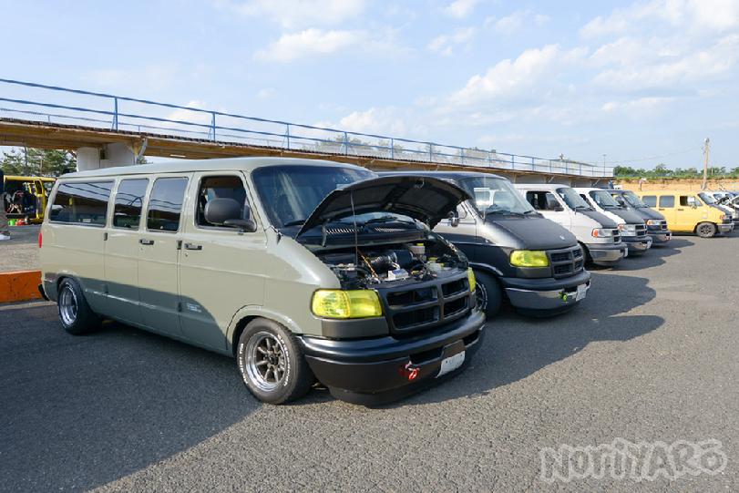 noriyaro, dajiban, dodge, ram, van,  ebisu, japan, b100, b200, b300, 318, 360, conversion, sportsman, tradesman, warlock, red, wagon,440, 5.2L, 5.2, 5.9, 5.9L, mopar, torqueflite, torque, flite, dodge, dart, duster, chrysler, 400, magnum,superbee, super, bee, challenger, rt, R/T, rumble, ram, pickup, pick, up, trans, transmission, 6, 6sp, speed, auto, automatic, plymouth, voyager, rwd, la, engine, motor, bellhousing, bell, housing, bolt, pattern, converter, tunnel, retromod, retro, restoration, CL, craigslist, cuda, demon, barracuda, slant, charger, 300, amc, jeep, cherokee, srt, connection, viper, v10, crate, performance, diplomat, fury, cop, police, ramcharger, super, superbee, gtx, road runner, road, runner, air grabberm aar, barret, jackson, coronet, satelite, durango, dakota, 4.7L, 5.7L, shelby